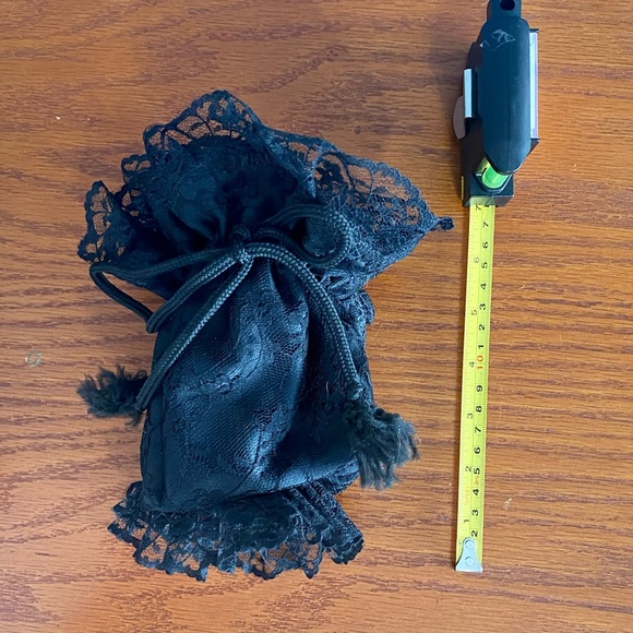 Black Lace Evening Wristlet Purse - Picture 5 of 5